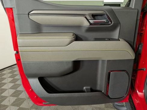 New 2025 Chevrolet Silverado 1500 ZR2 w/ Technology Package image 31