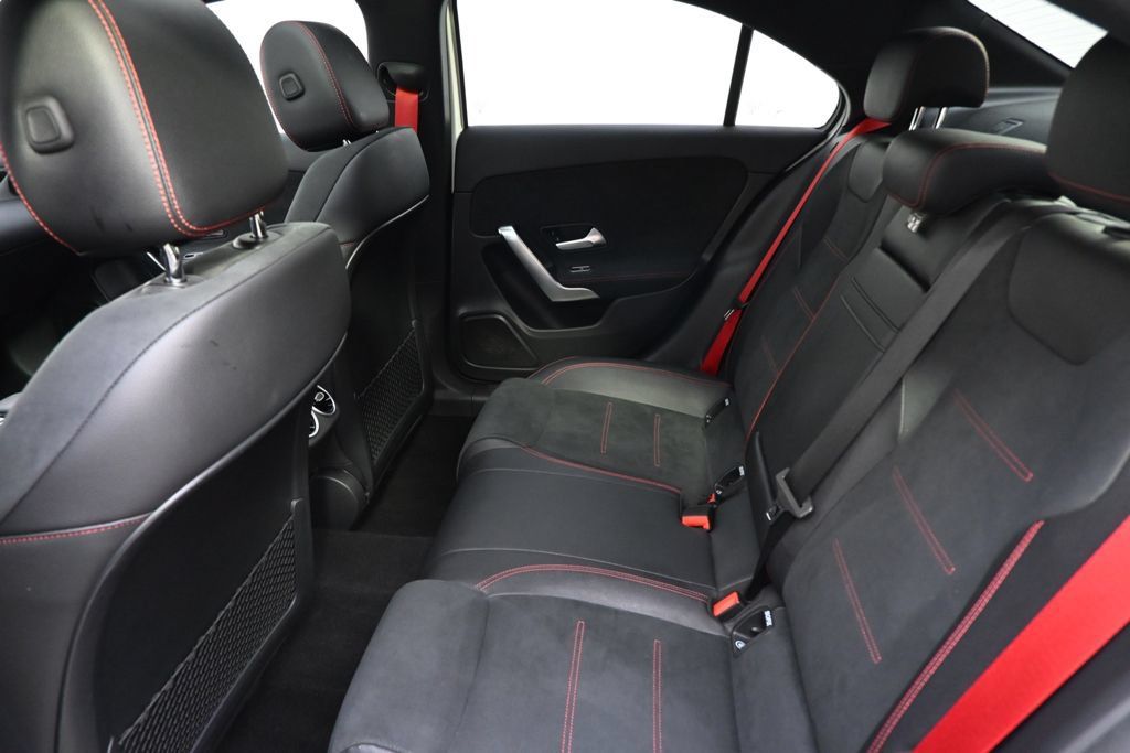 Used 2020 Mercedes-Benz A 35 AMG 4MATIC image 24