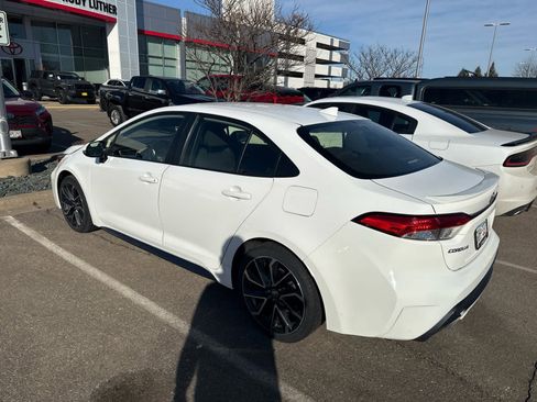 Certified 2022 Toyota Corolla SE image 4