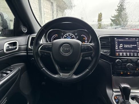 Used 2020 Jeep Grand Cherokee Limited image 19