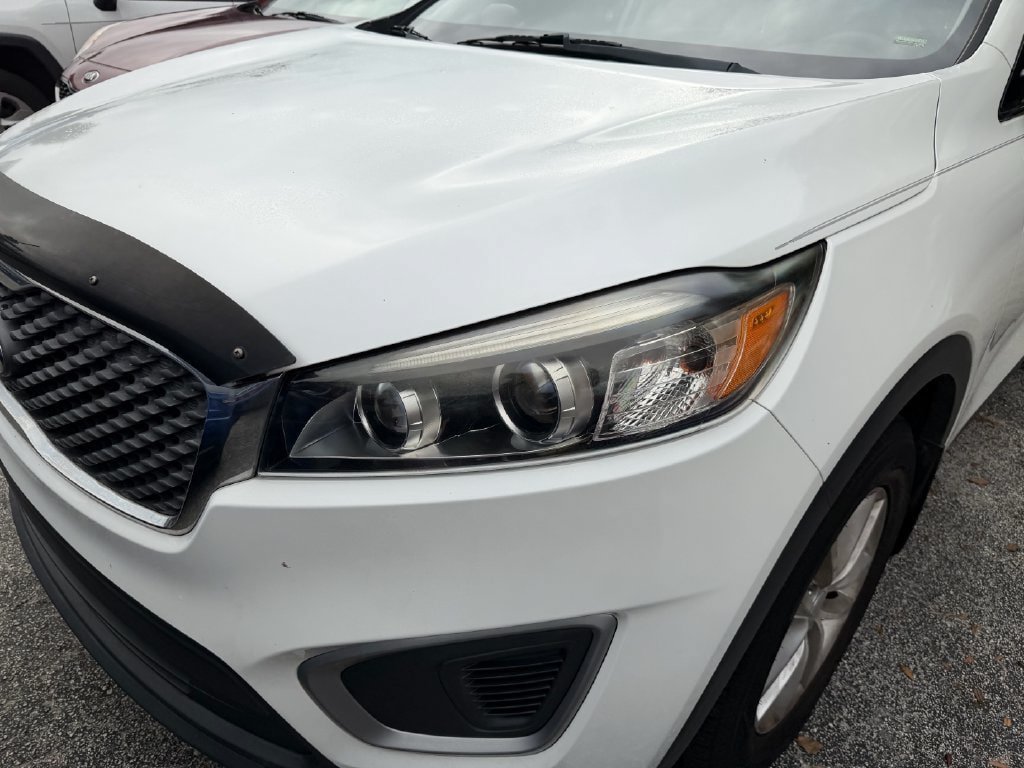Used 2018 Kia Sorento FWD image 8