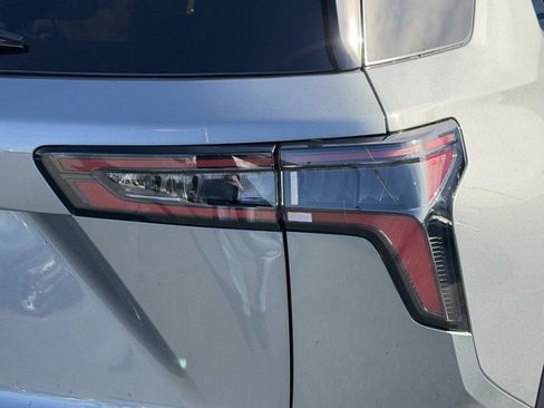 New 2026 Chevrolet Equinox LT w/ Convenience Package II image 20