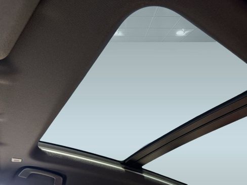 Used 2025 MINI Cooper Countryman S w/ Comfort Package Max image 14