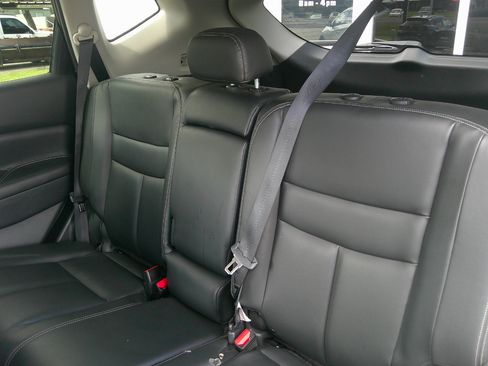 Used 2023 Nissan Murano SV image 13