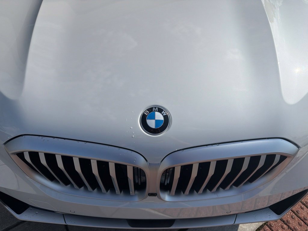 New 2026 BMW X5 xDrive40i w/ Premium Package AWD/4WD image 12