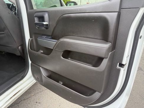 Used 2016 Chevrolet Silverado 1500 LT AWD/4WD image 18