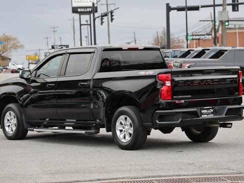 Used 2020 Chevrolet Silverado 1500 LT image 2