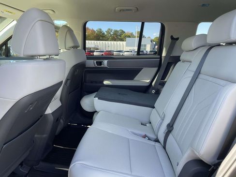 New 2026 Hyundai Santa Fe SEL FWD image 11