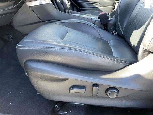 Used 2023 Subaru Forester Touring image 21