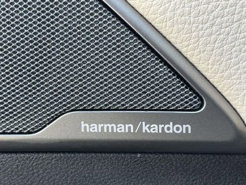 Used 2020 BMW 530i 530i w/ Premium Package image 15