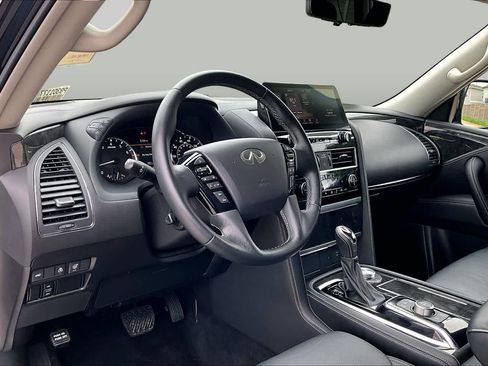Used 2023 INFINITI QX80 Luxe w/ All-Season Package AWD/4WD image 18
