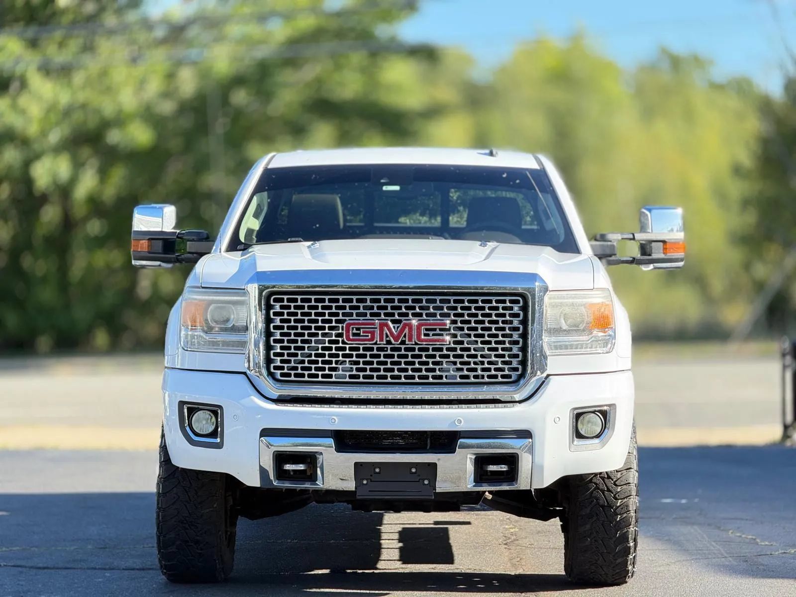 Used 2015 GMC Sierra 3500 Denali w/ Duramax Plus Package AWD/4WD image 5