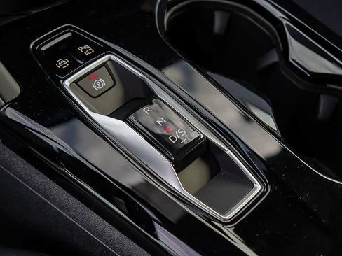 New 2025 Audi Q5 Premium Plus image 22