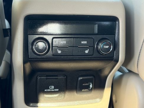 Used 2019 GMC Acadia Denali w/ Technology Package FWD image 14