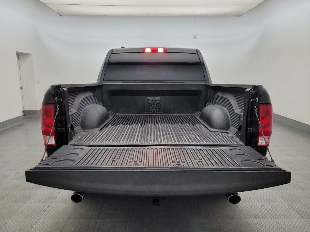 Used 2018 RAM 1500 Express RWD image 29