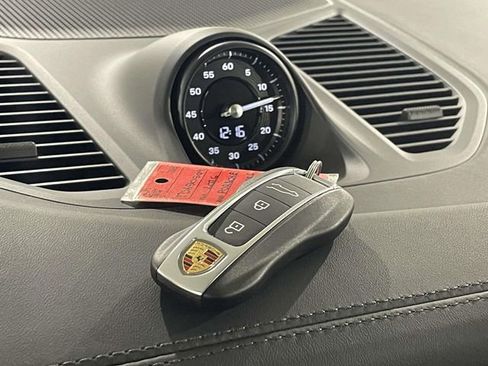 New 2026 Porsche Cayenne S image 44