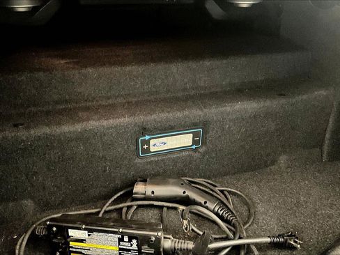 Used 2020 Ford Fusion Energi Titanium image 34