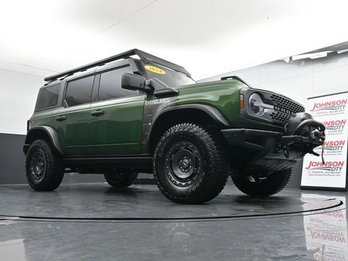 Used 2024 Ford Bronco Everglades image 33