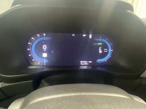 Certified 2023 Volvo C40 P8 Recharge Ultimate w/ Protection Package Premier image 15