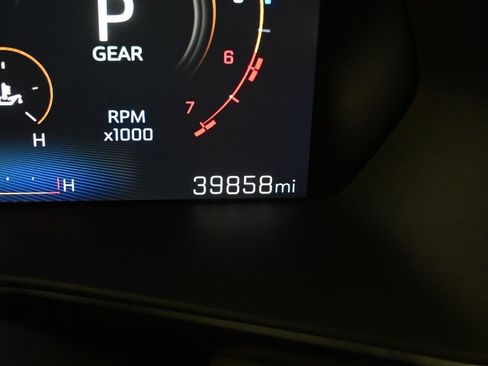 Used 2024 Chevrolet Colorado ZR2 w/ Technology Package image 25