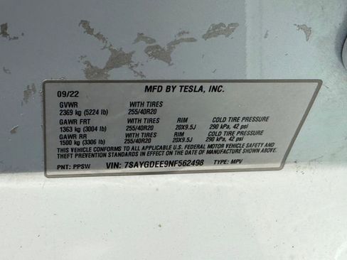 Used 2022 Tesla Model Y Long Range AWD/4WD image 37