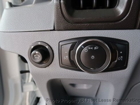 Used 2019 Ford Transit 250 138 RWD image 26