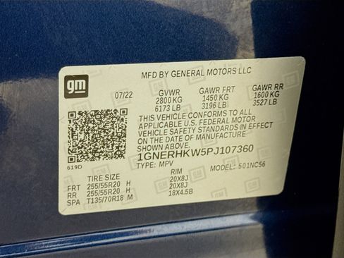 Used 2023 Chevrolet Traverse LT w/ LPO, Floor Liner Package FWD image 35