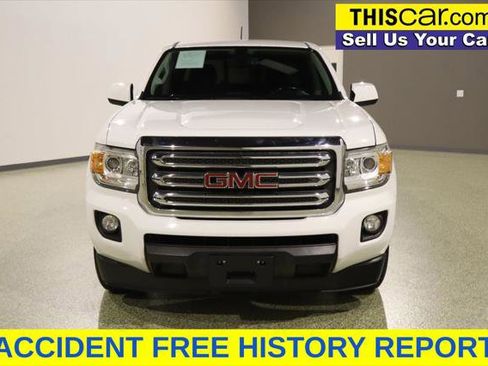 Used 2018 GMC Canyon SLE w/ SLE Convenience Package image 2