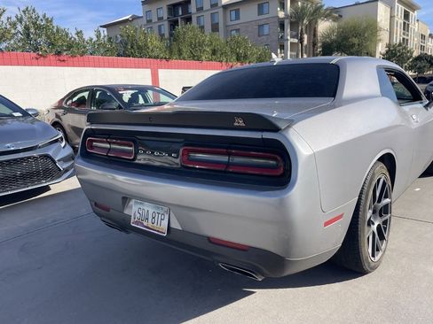 Used 2016 Dodge Challenger R/T Scat Pack image 4