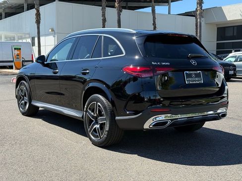 New 2026 Mercedes-Benz GLC 300 image 8