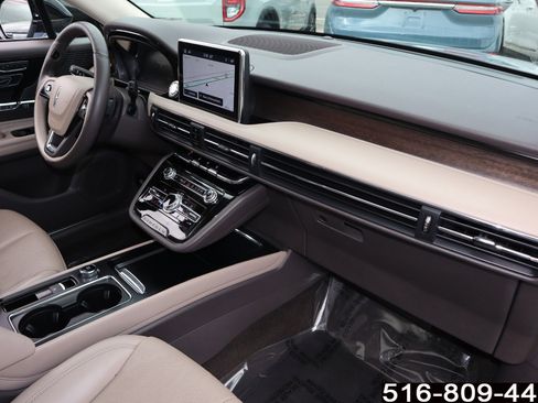 Used 2022 Lincoln Corsair Reserve w/ Equipment Group 201A image 25