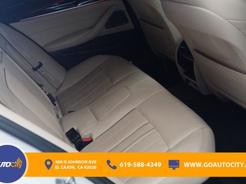 Used 2018 BMW 540i RWD image 13
