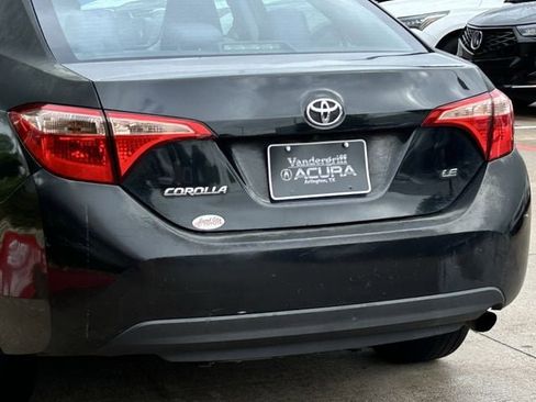 Used 2017 Toyota Corolla LE image 6