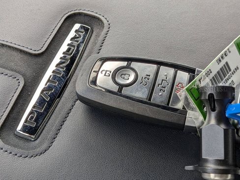 New 2025 Ford F150 Lightning Platinum image 34