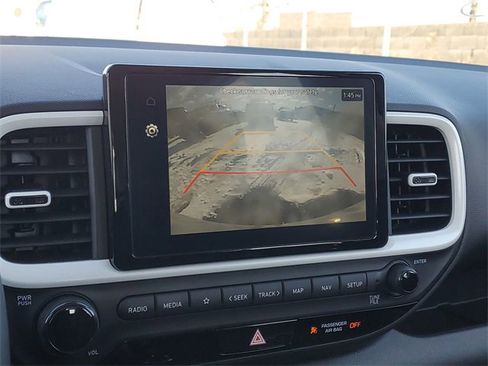 Used 2023 Hyundai Venue Limited w/ Cargo Package image 15