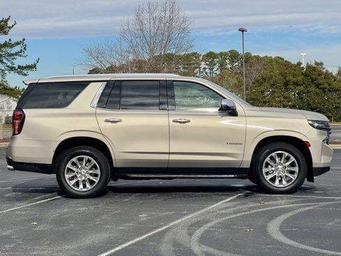 Used 2021 Chevrolet Tahoe Premier w/ Premium Package image 9