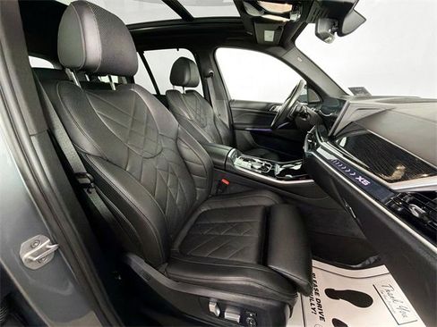 Used 2024 BMW X5 xDrive40i image 25