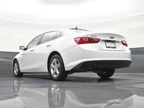 Used 2024 Chevrolet Malibu LS FWD image 25