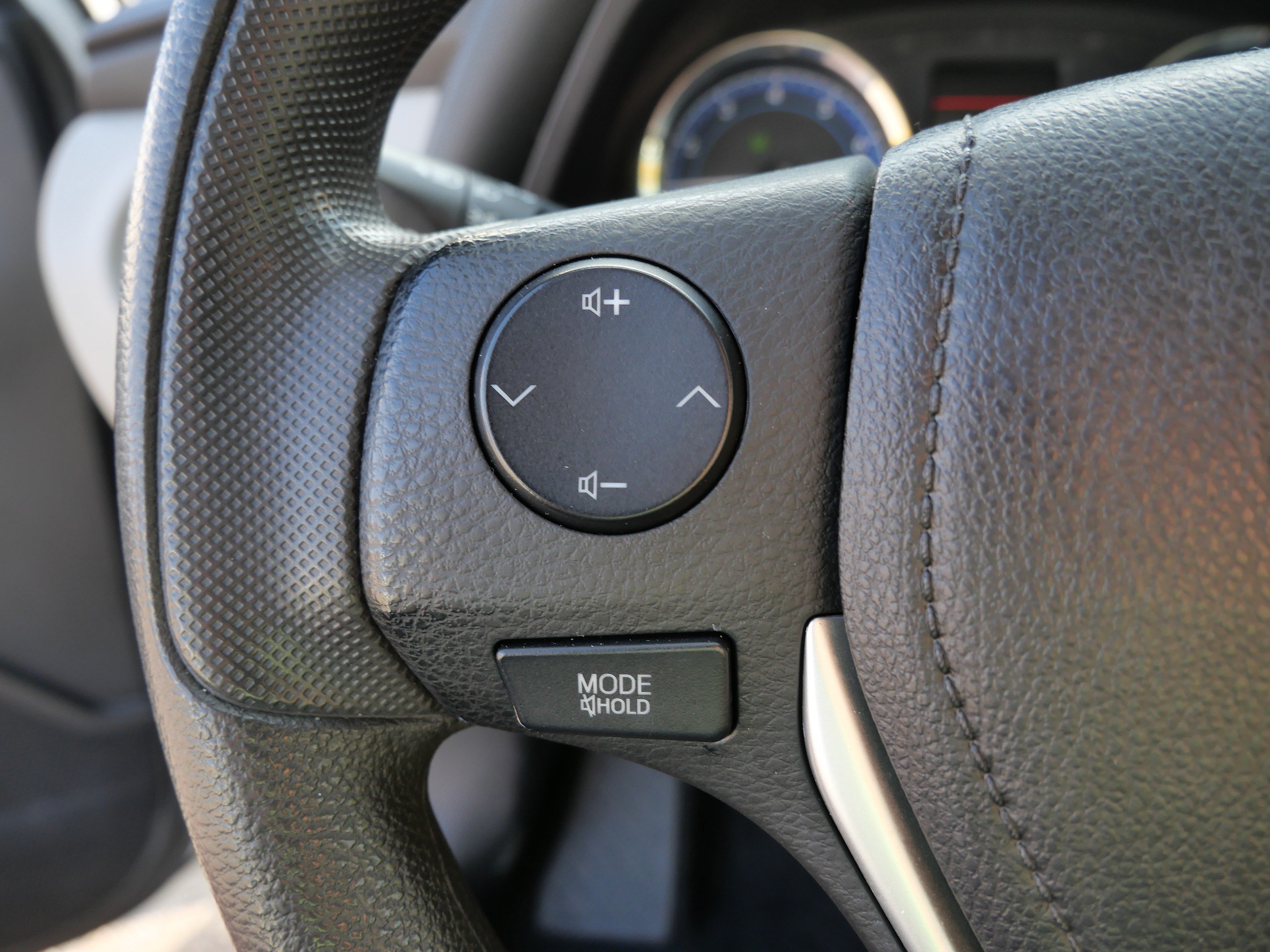 Certified 2019 Toyota Corolla LE FWD image 28