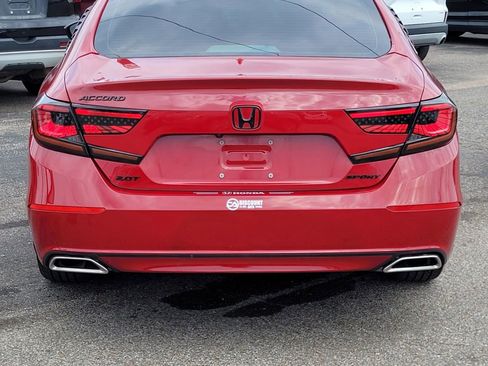 Used 2018 Honda Accord Sport image 16
