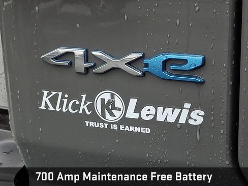 Used 2021 Jeep Wrangler Unlimited Sahara w/ Cold Weather Group AWD/4WD image 34