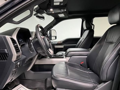 Used 2022 Ford F350 Lariat w/ Tremor Off-Road Package AWD/4WD image 19