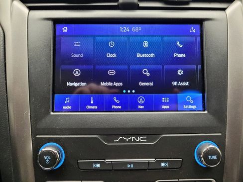 Used 2020 Ford Fusion SE FWD image 25