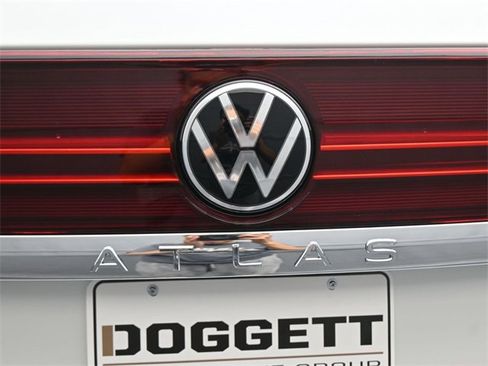 New 2026 Volkswagen Atlas SE image 12