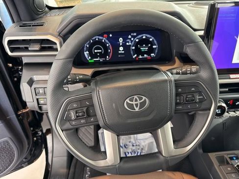 New 2026 Toyota 4Runner Limited image 30