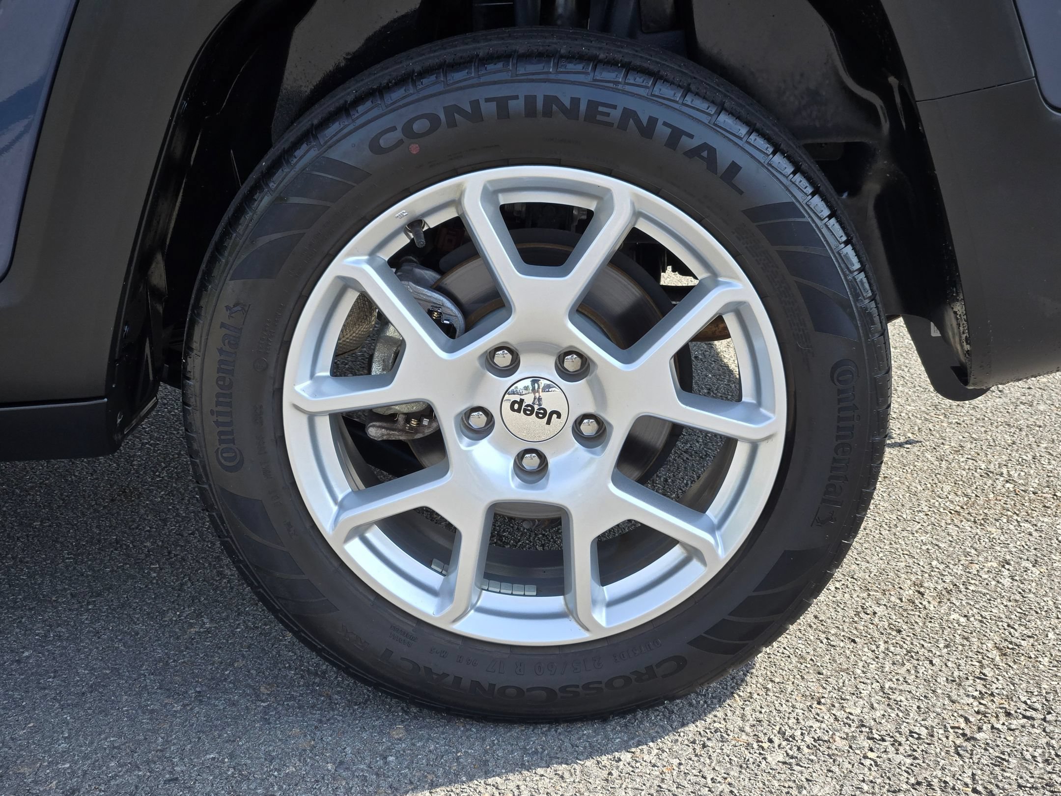 Used 2022 Jeep Renegade Latitude AWD/4WD image 17