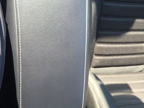 Used 2020 Ford Fusion SE image 40