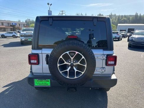 Used 2024 Jeep Wrangler Unlimited Sport AWD/4WD image 9