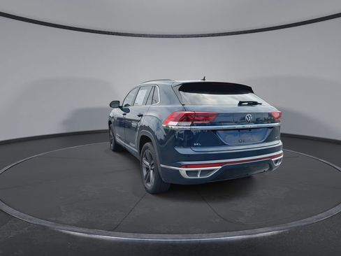 Used 2022 Volkswagen Atlas Cross Sport SEL R-Line image 7