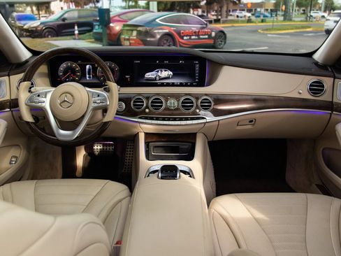 Used 2019 Mercedes-Benz S 560 Sedan w/ AMG Line Exterior image 35